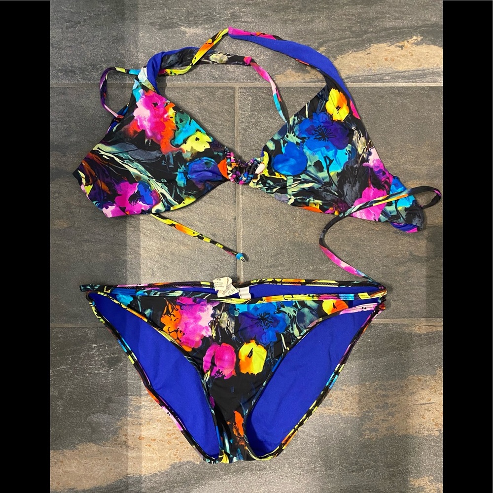 🔥☀️ Great Condition - Bar III Bikini Set - Size: M ☀️🔥